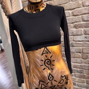 Blow UV cropped rashguard Black Long Sleeve
